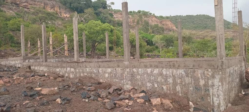 Mai Misham Primary School construction progress photo - Foundation and column progress
